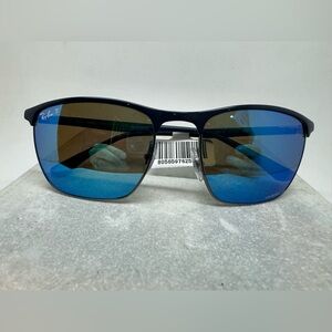 Ray - Ban
ÓRB3686 92044L 57/19

BLU SHN
P
BLU PMZ
RX M